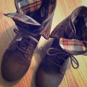 Rock and Candy Foldover Plaid Bootie Size 7.5